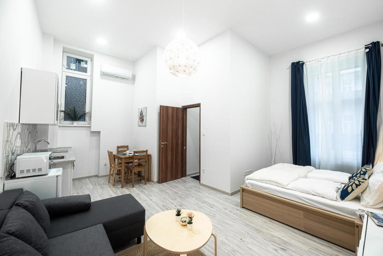 City Center Quiet Flat Budapest Eksteriør billede